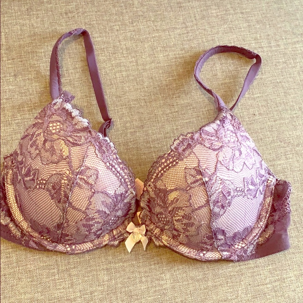 Victoria’s Secret Body by Victoria Push-up bra